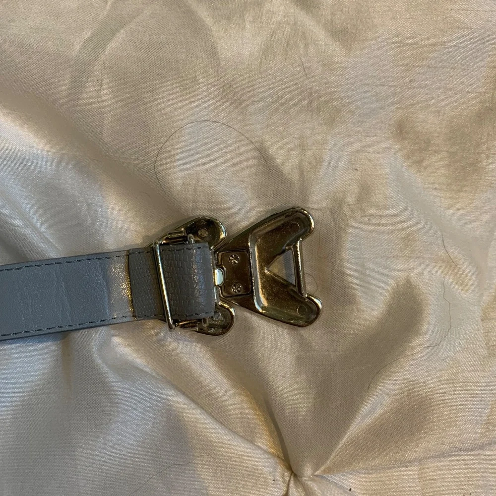 Dame Gray/Silver/ Gold Belt sz S